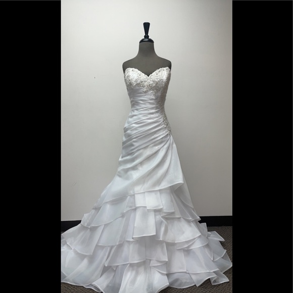 Sophia Tolli Dresses & Skirts - Sophia Tolli Wedding Gown, White, size 12